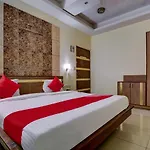 Oyo Flagship Hotel Taurus